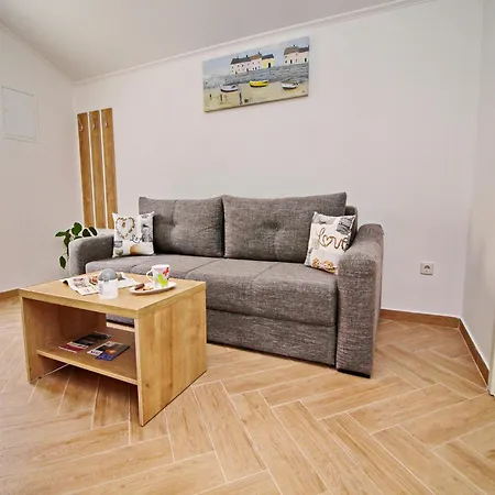 Standard One Bedroom With Partial Sea View Novi Apartmán